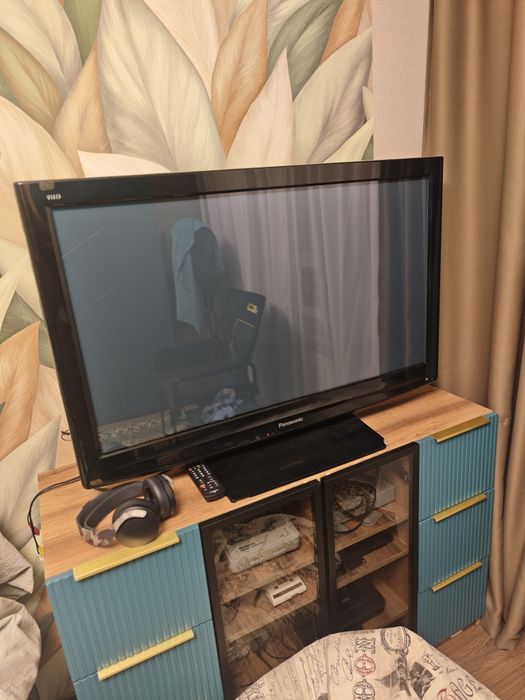 Продам плазменный телевизор Panasonic