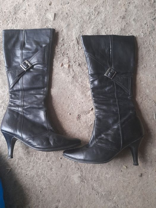 Cizme bune din piele