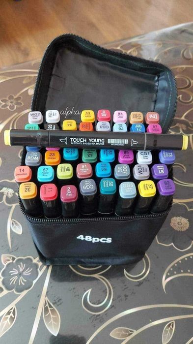 Комплект от маркери с алкохолна основа с две страни