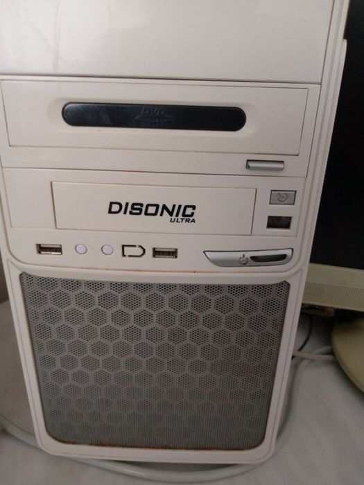 Kompyuter Fujitsu Siemens