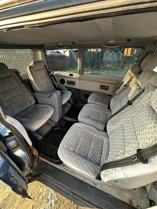 Mercedes V-class
