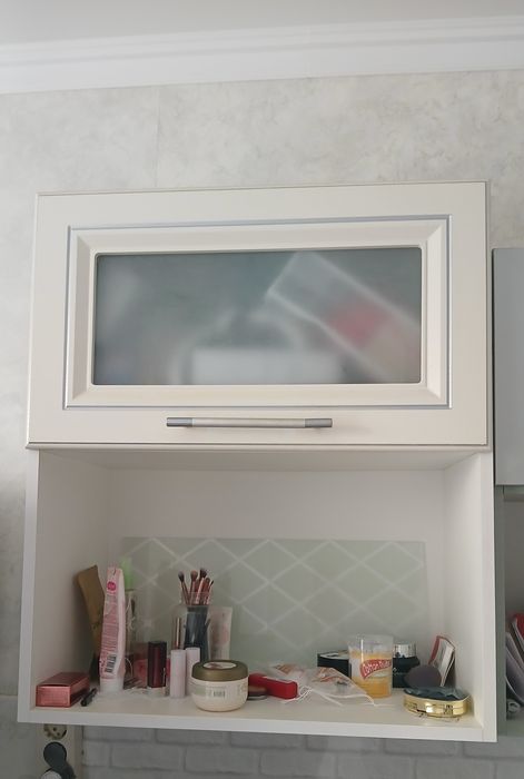 Кухонный шкафчик навесной