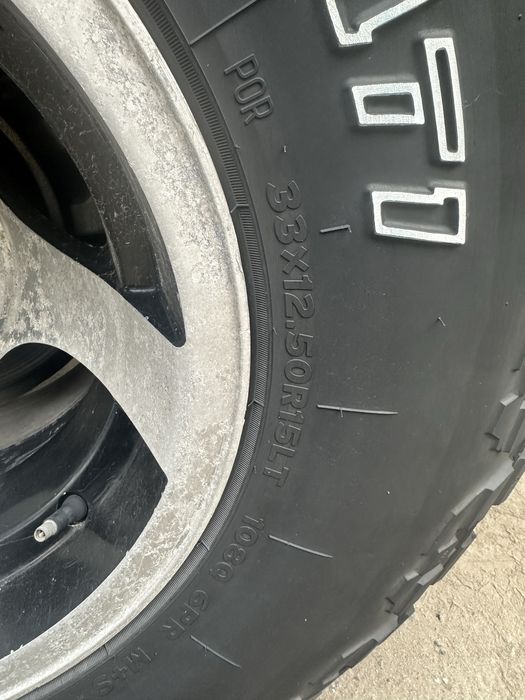 Hilo покрышки 80% в хорошем сост