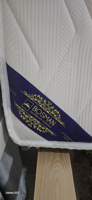 Продам матрас в отличном состоянии