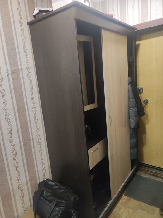 Продам шкаф купе