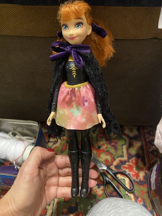 Продаеться барби