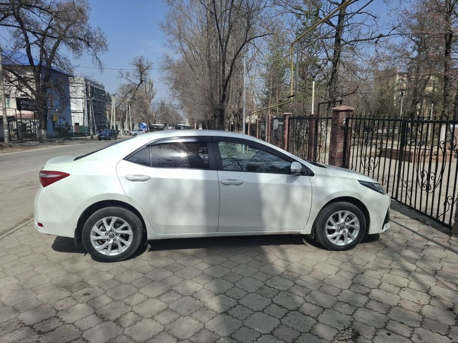 Продается машина Тoyota corolla