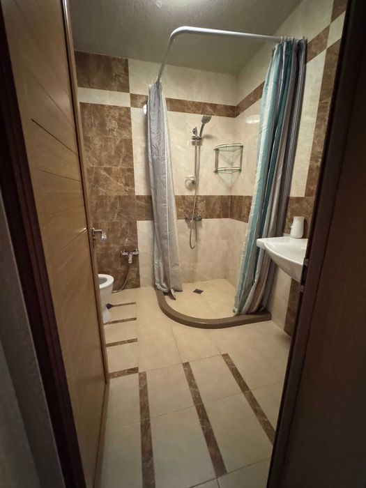 Дава се под наем Тристаен апартамент в София, Лозенец - 110 кв.м за 990 € - Снимка #8