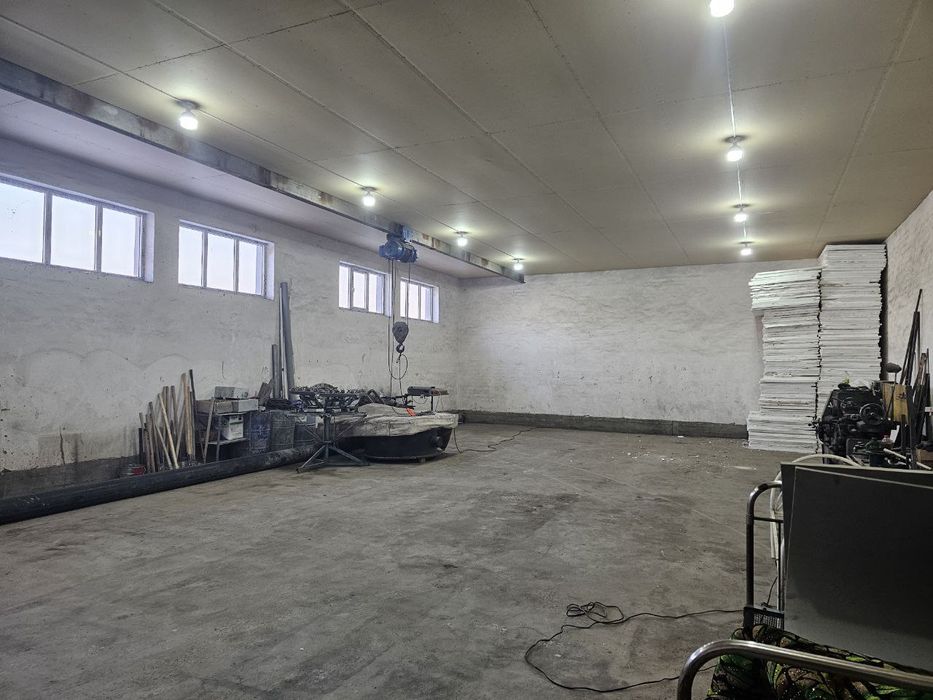 Arenda Erkinda ZangioOtada 200kv sklad  qsa boladi 15kv