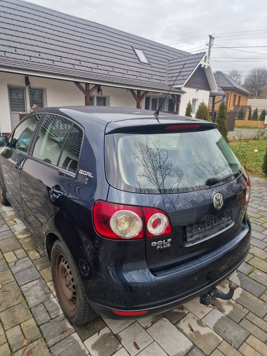 Vând Golf 5 plus goal 2006