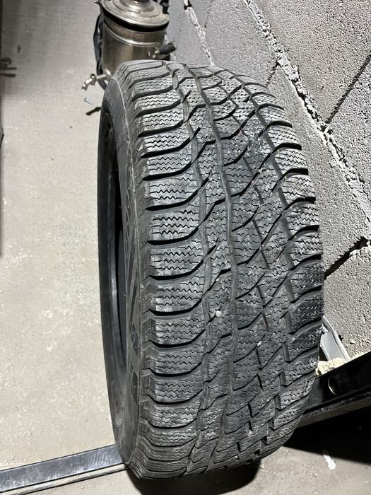 Шины комплект липучка R18