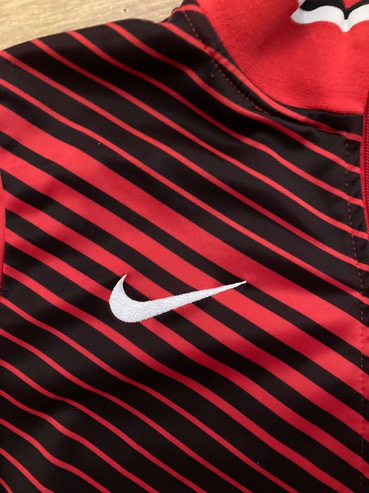 Намалено!!!Manchester United Nike -горнище.