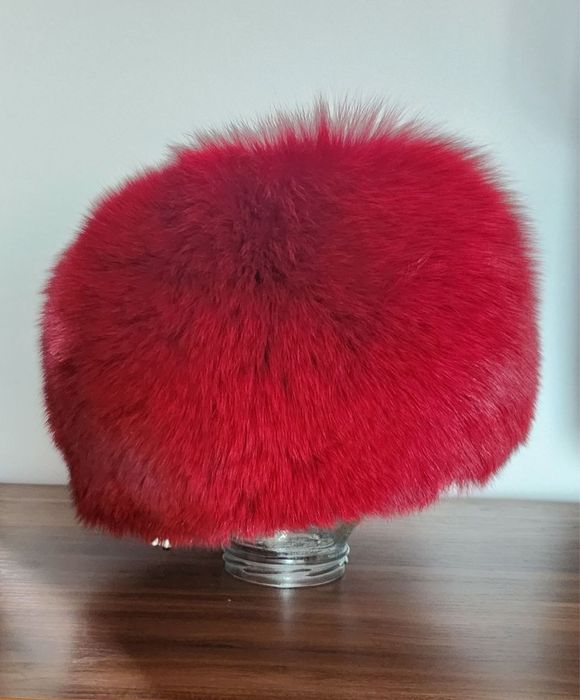 Продается  женская шапка писец.