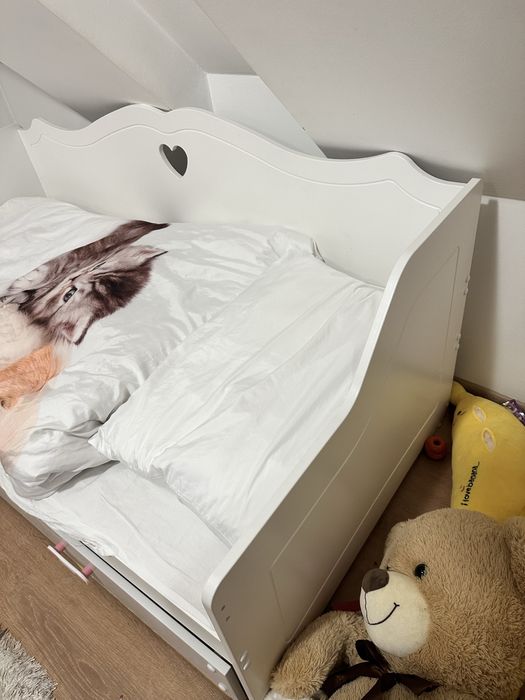 Детско легло 85 х 162 см с чекмедже и декорация