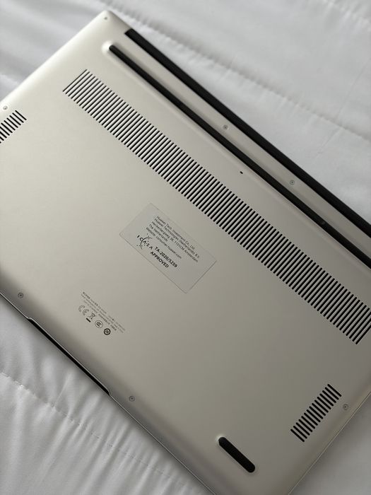 Laptop MateBook D16