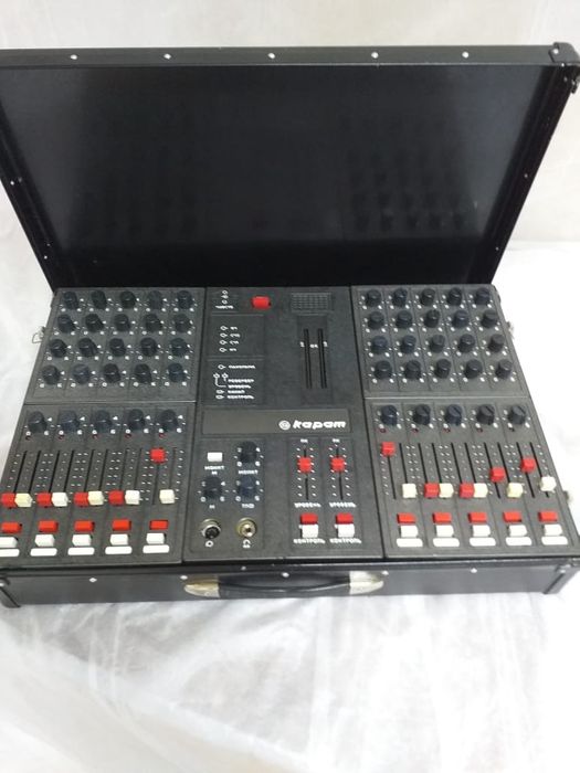 Продаю  аудиотехнику