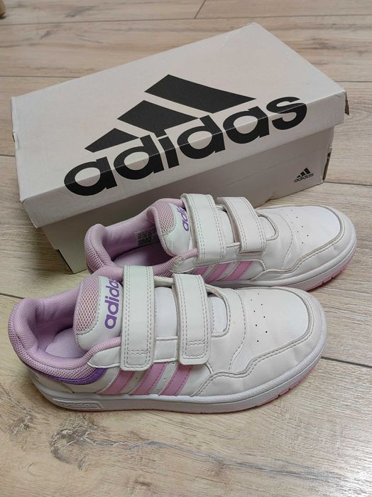 Маратонки Adidas бели кожени 32
