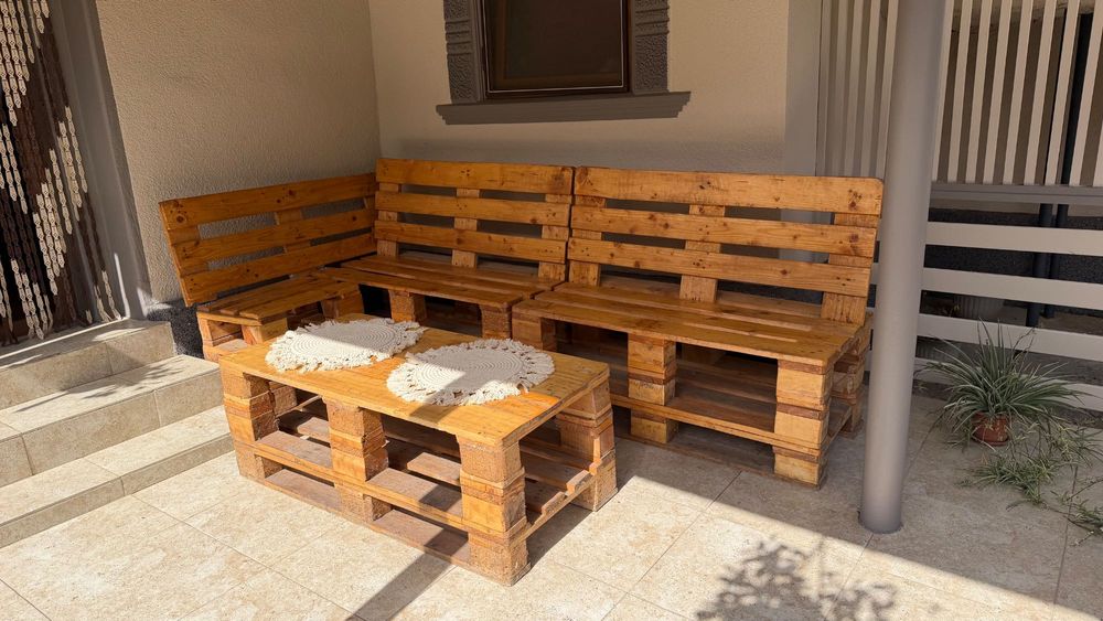 Vand mobilier terasa din paleti