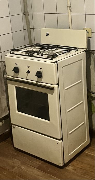 Продам 2 газовые плиты советского производства , рабочие