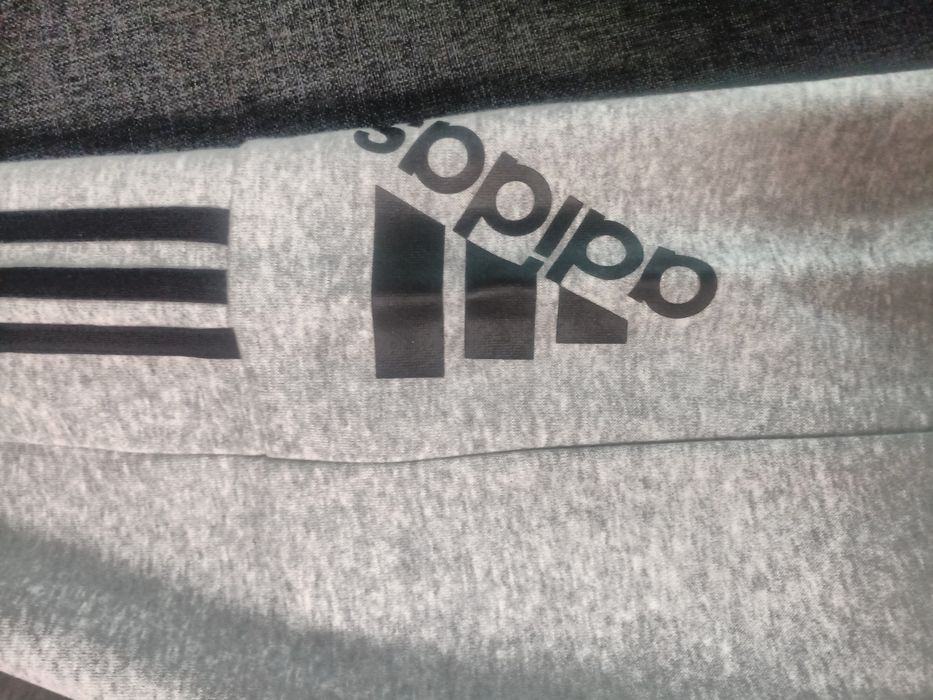 Нова Адидас солница - Adidas