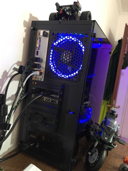 PC Gaming / Workstation Ryzen 5 5600G • RX 7600 XT 16GB