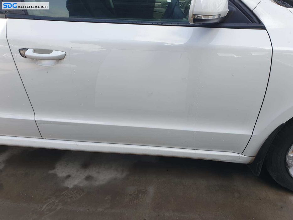 Usa Usi Portiera Portiere Dreapta Fata Dezechipata cu Imperfectiuni Skoda Superb 2 2008 - 2015 Culoare LF9E [Q1647]