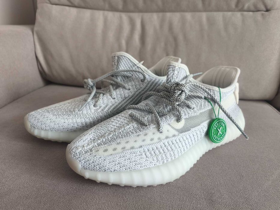 Yeezy Boost 350 V2 Различни модели