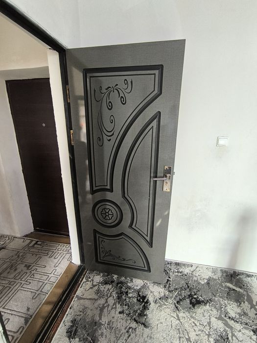 2 х комнатную квартиру Сергели Спутнике 4. 7/9  площадь 60 м² бл.1*5