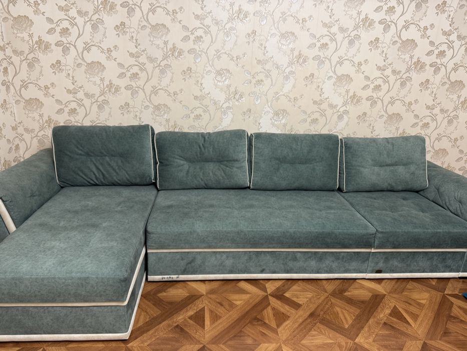 Продам мягкий угловой диван