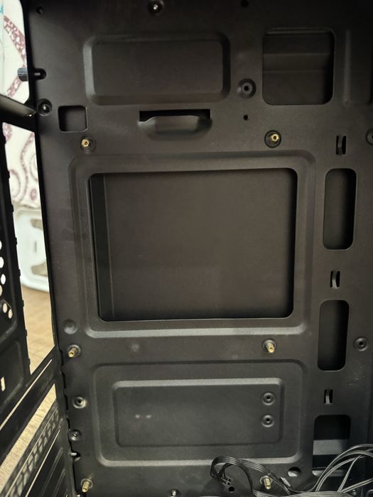 Корпус ПК черный