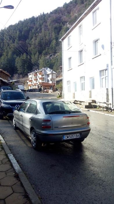 Триетажна къща в с. Забърдо