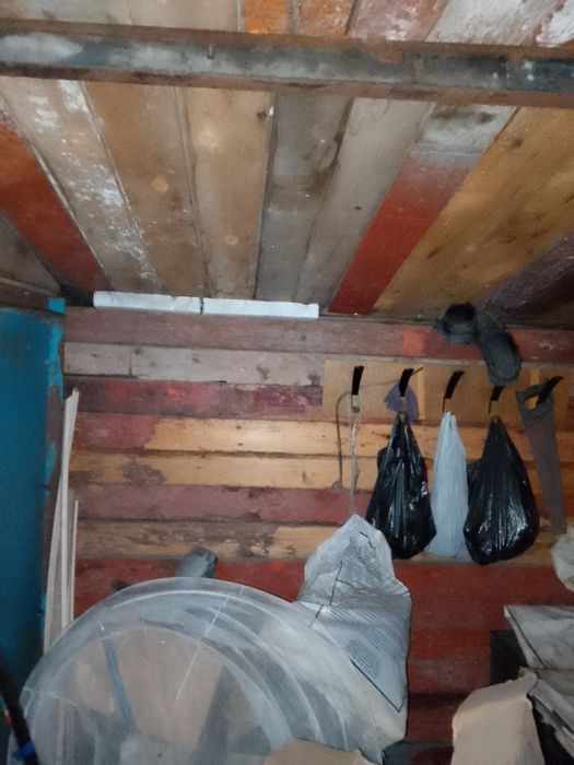 Продам гараж на 35 квартале