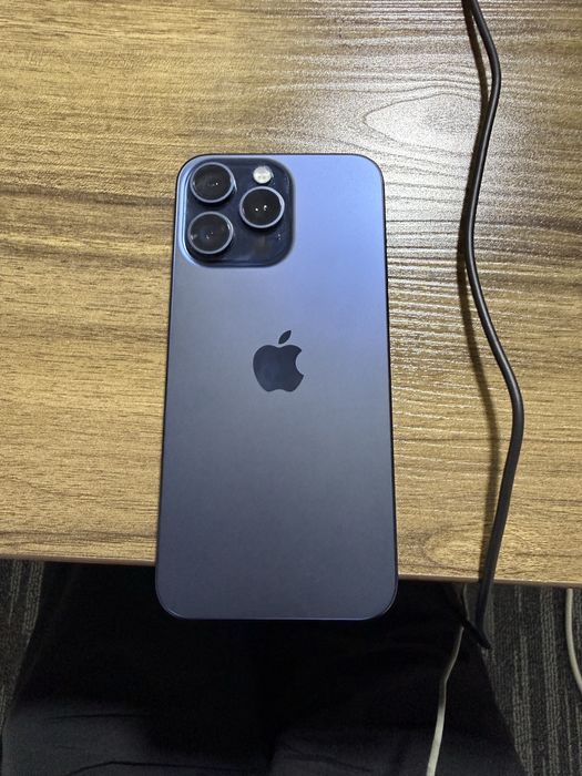 Iphone 15 pro max ideal