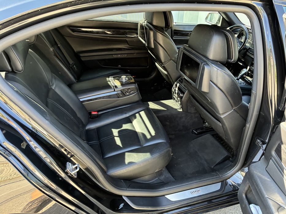 BMW 7 Series 2011 — imagine 5