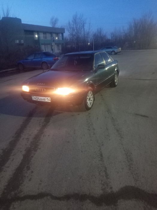Продам ауди 80 б4