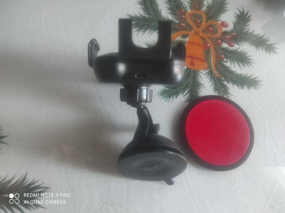 стойка за телефон за кола