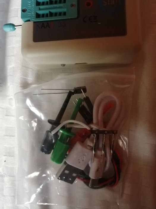 Тестер за електронни компоненти