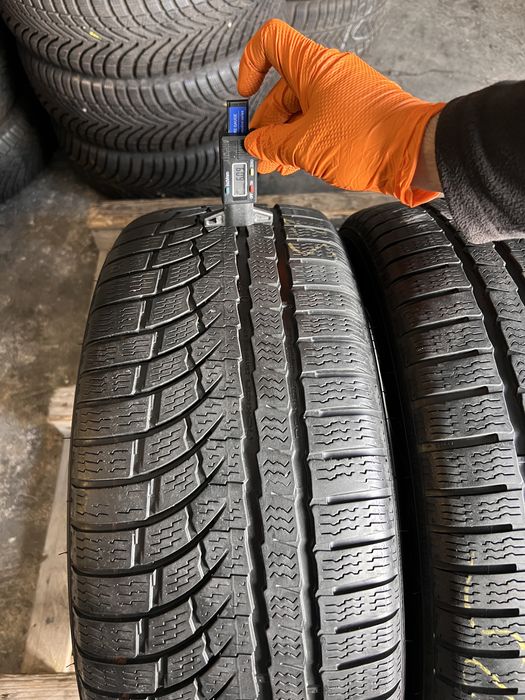 2 anvelope iarna 225/50/17 , Nokian , RunFlat , 6 mm