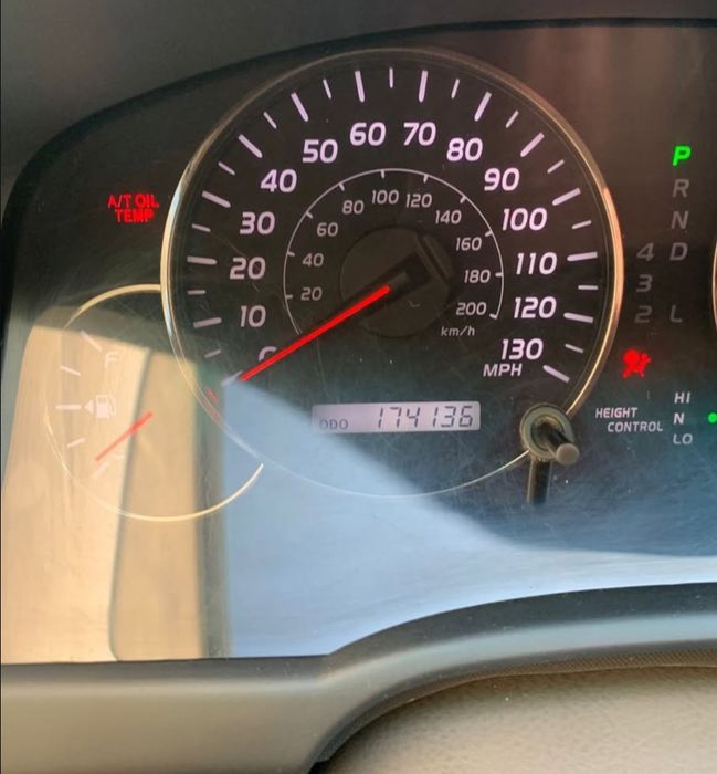 Продам машину Lexus