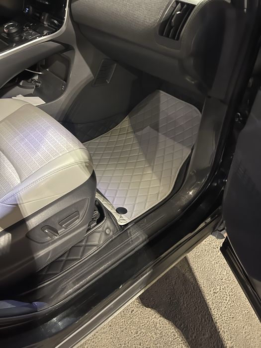 9D polik /коврики для:Toyota