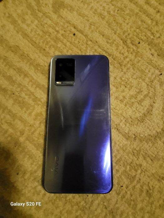 Vivo Y21  4+1/64/гб память