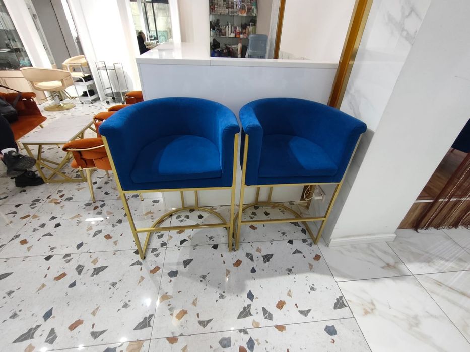 Продам кресла для визажиста