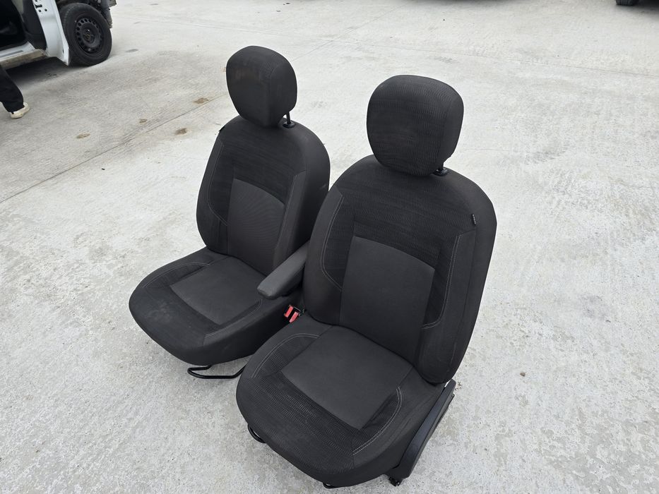 Scaune dacia Dokker Lodgy 2013 2020 cu cotiera set sofer passger