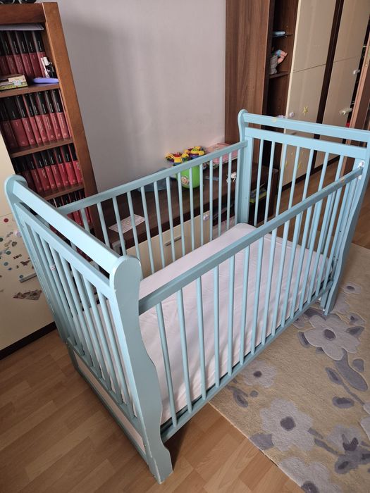 Patut lemn si saltea raumland