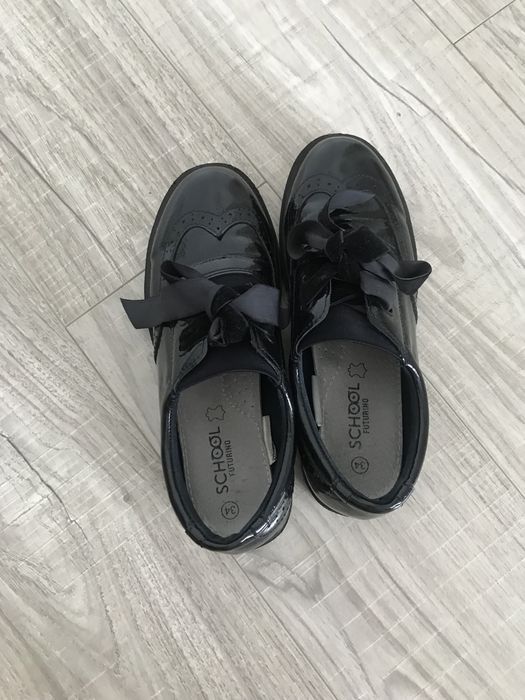 Школьная обувь размер 34