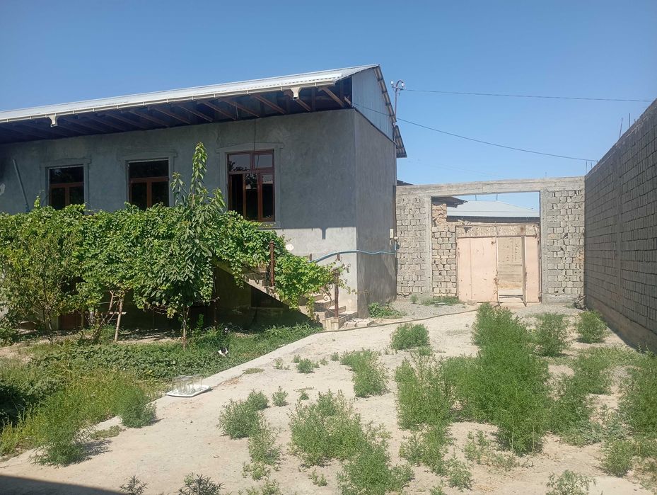 Uchaska sotiladi srochna yana kelishamiz