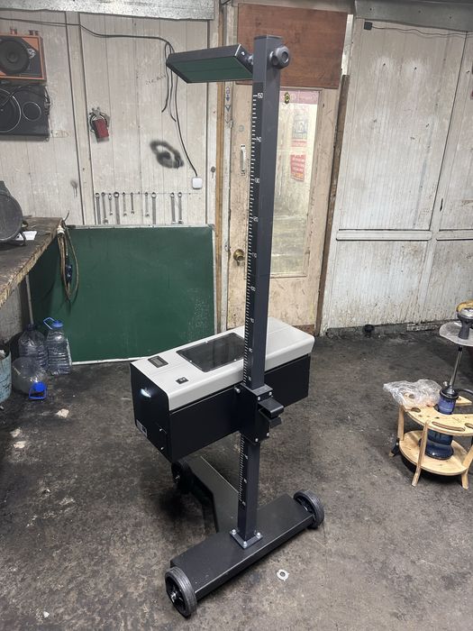 Стенд для регировки фар Продам5-6 мес использовал