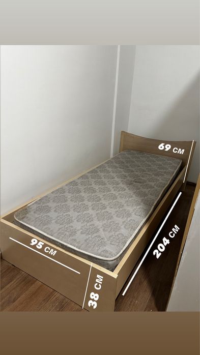 Кровать в спальню