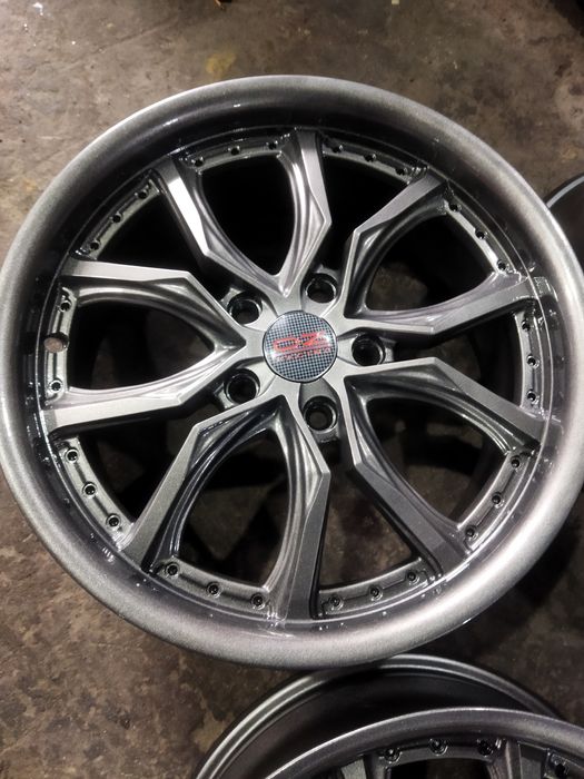 Диски на 17 крепеж 5*114.3