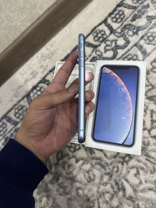 iPhone Xr 64GB 77% korobka document